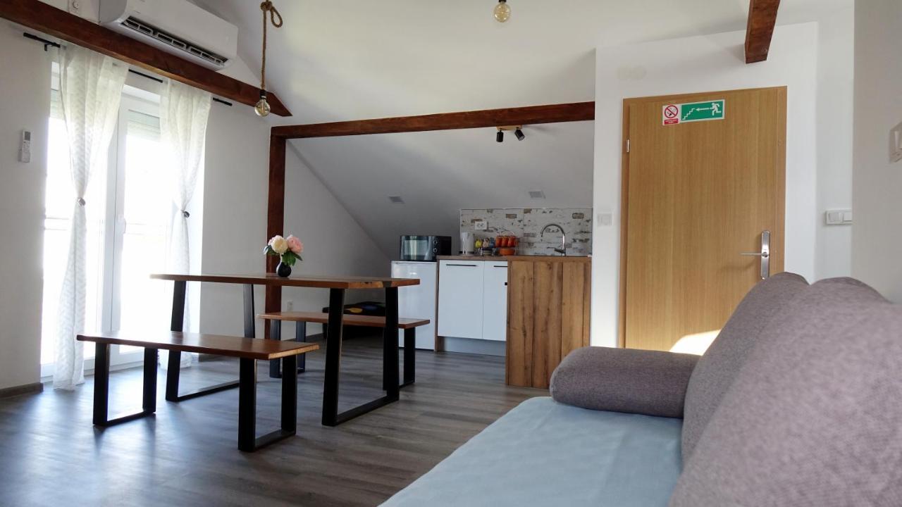 Apartman Megi & Studio Apartman Tomi - Self Check In كرابينا المظهر الخارجي الصورة